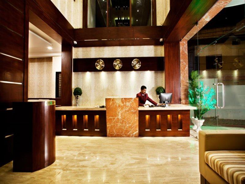 Hotel Mahalakshmi Residency Kollúru Kültér fotó