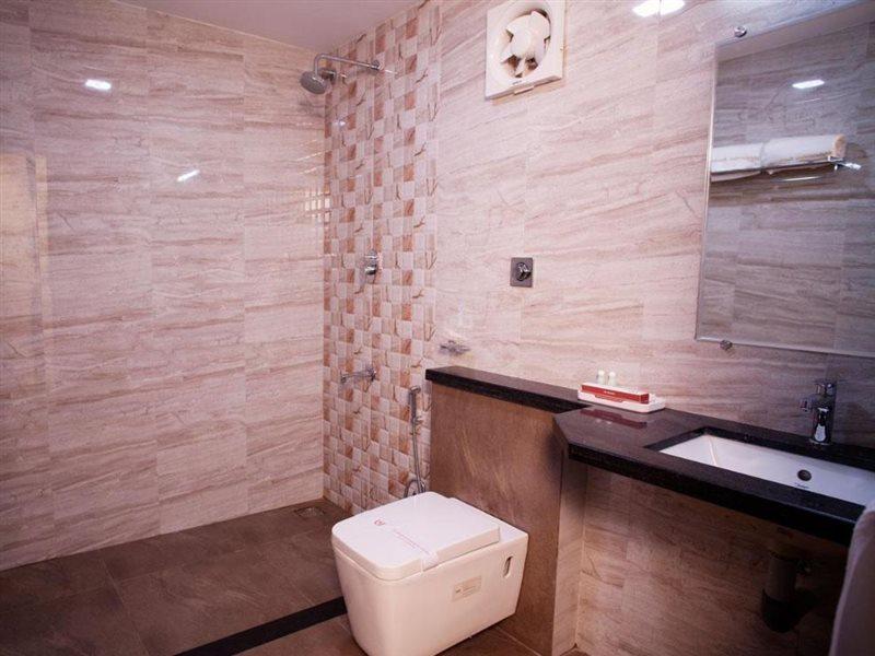 Hotel Mahalakshmi Residency Kollúru Kültér fotó